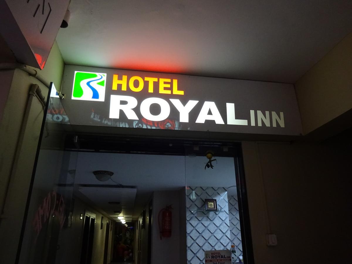 Hotel Royal Inn Ahmedabad Exterior photo
